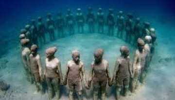 Molinere-Under-Water-Sculpture-Park2.jpg