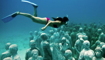 Molinere-Under-Water-Sculpture-Park.jpg